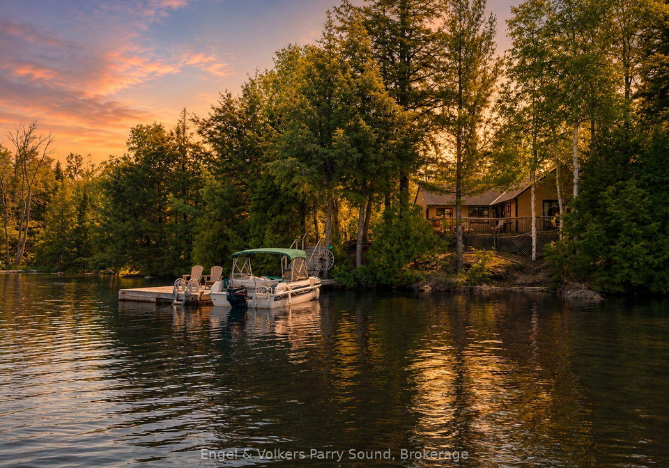 52-island-b-mcdougall-ontario-x13439466