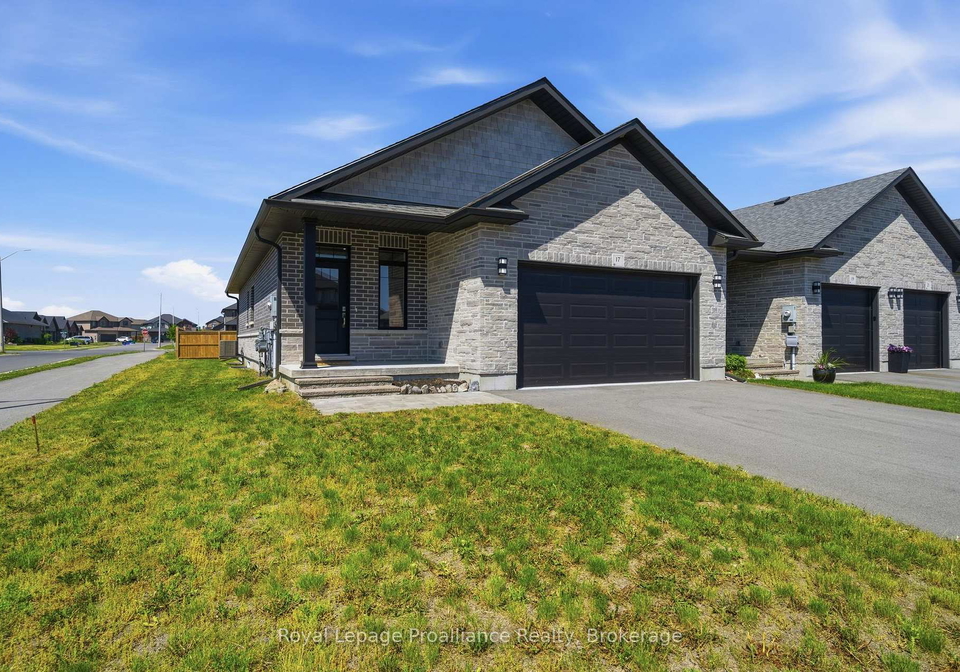 17-raycroft-drive-belleville-ontario-x13439520