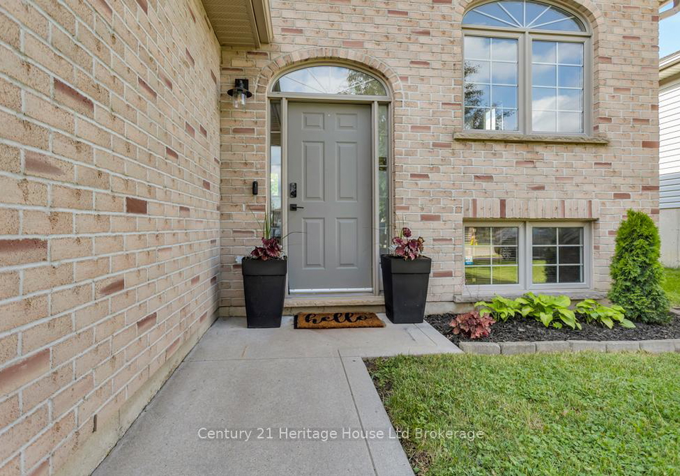 14-herford-street-tillsonburg-ontario-x13439652