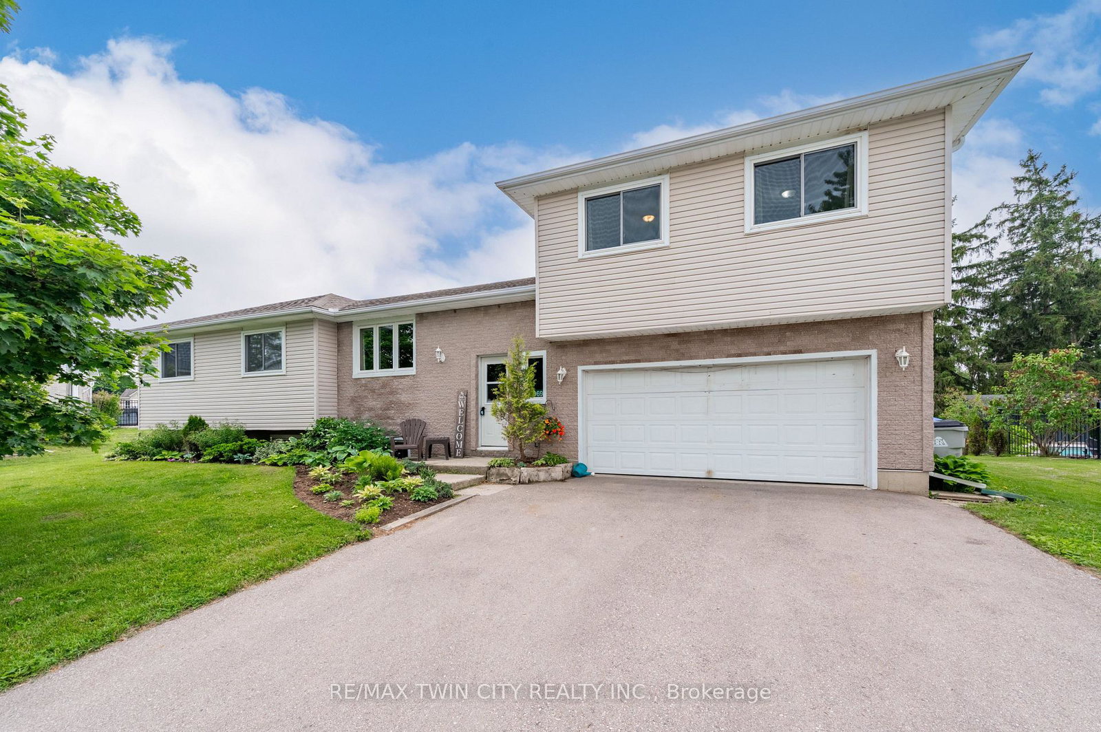 2069-wendell-court-perth-east-ontario-x13439656