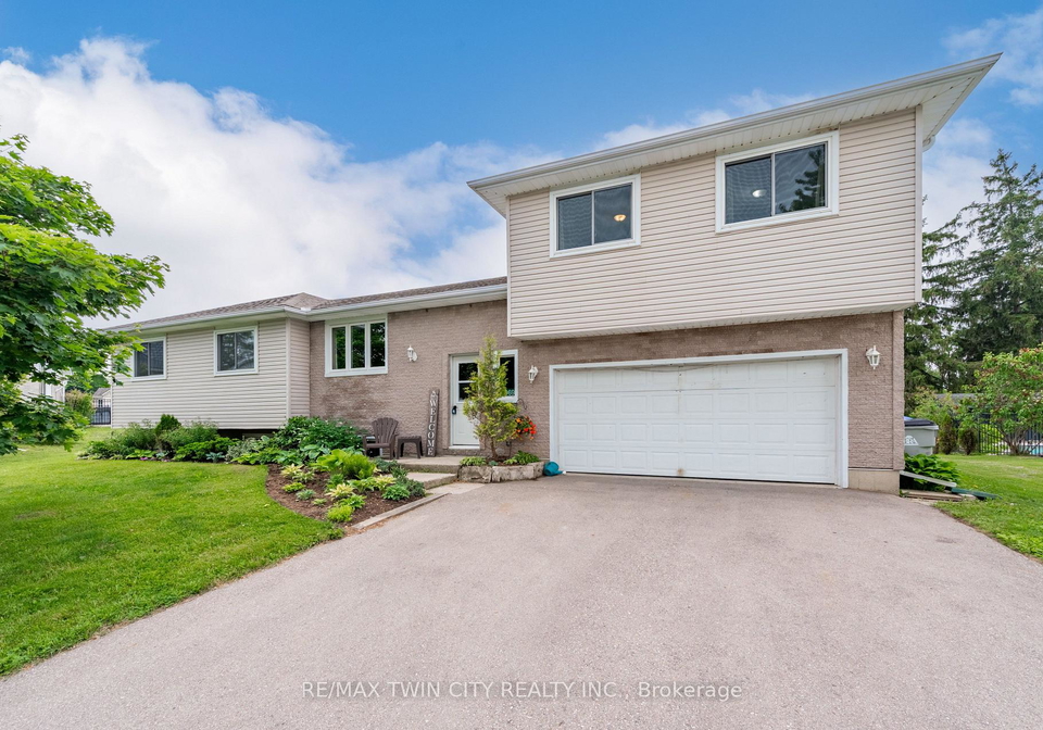 2069-wendell-court-perth-east-ontario-x13439656