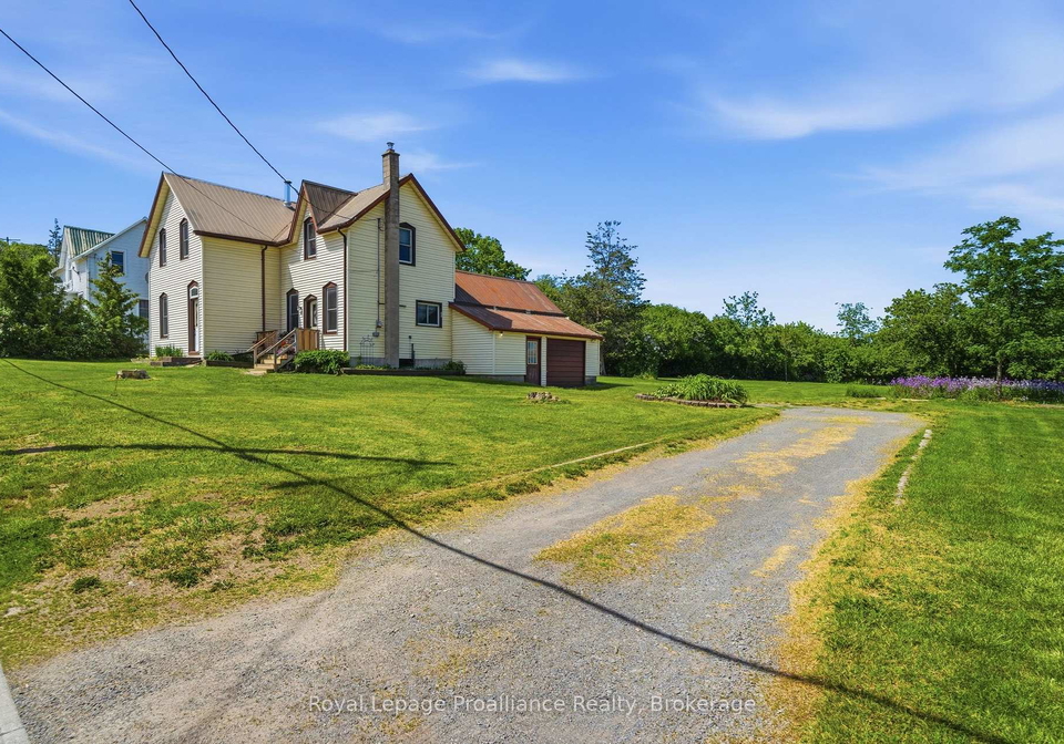 89-county-road-29-prince-edward-county-ontario-x13439734