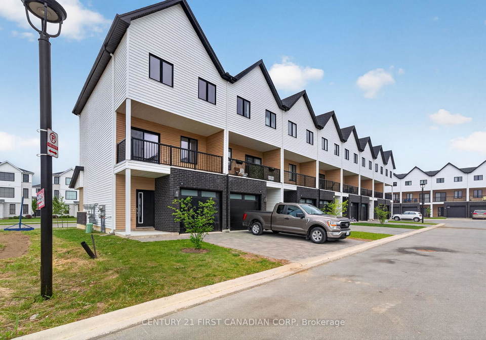 1595-capri-crescent-london-north-ontario-x13439958