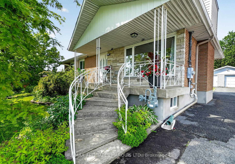 2706-ross-avenue-cornwall-ontario-x13440022
