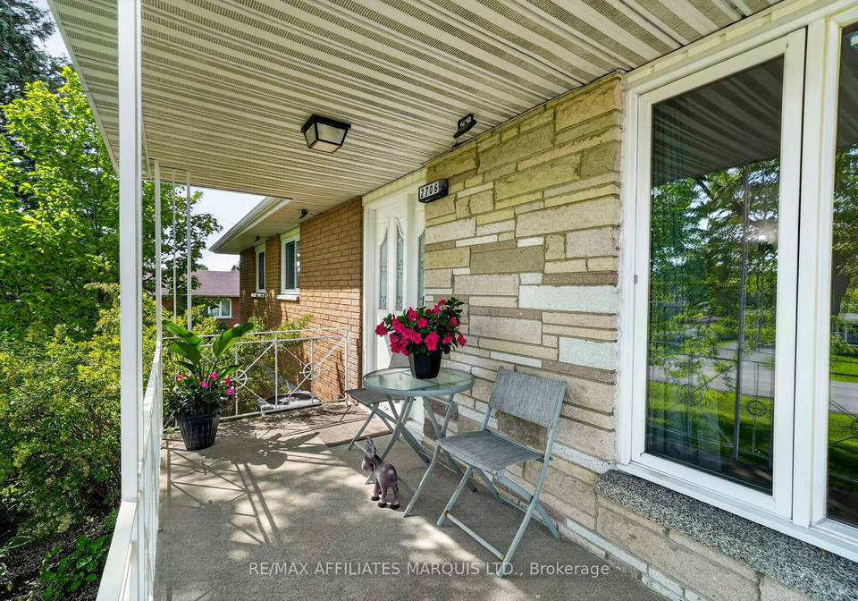 2706-ross-avenue-cornwall-ontario-x13440022