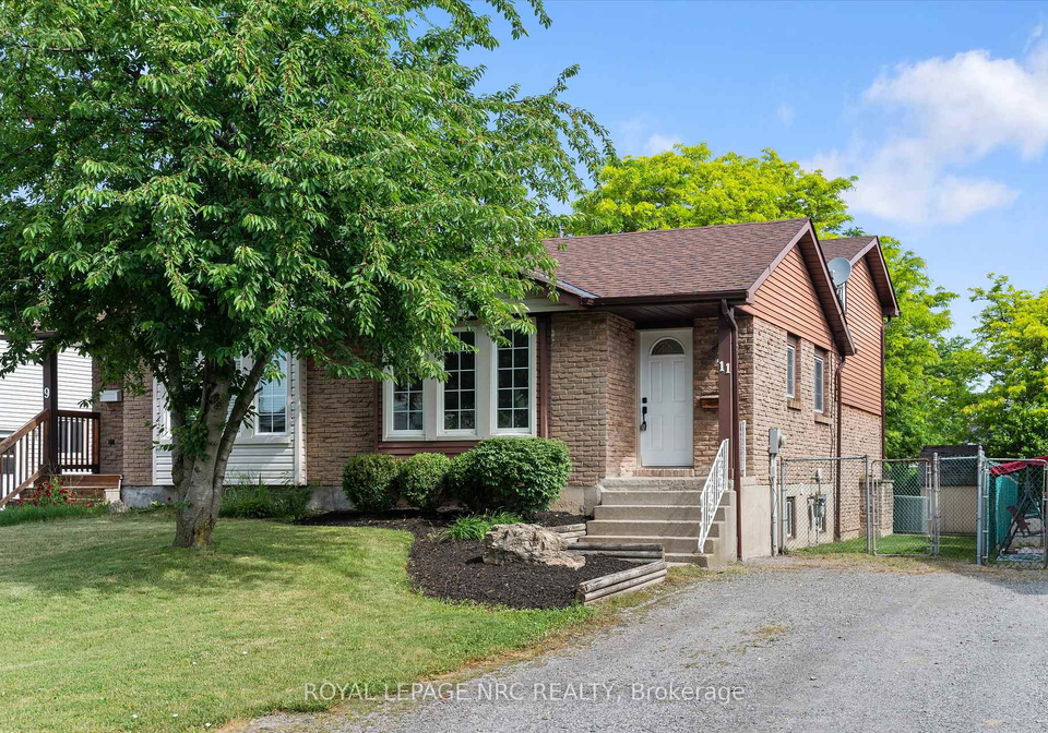 11-dianne-drive-st-catharines-ontario-x13440066