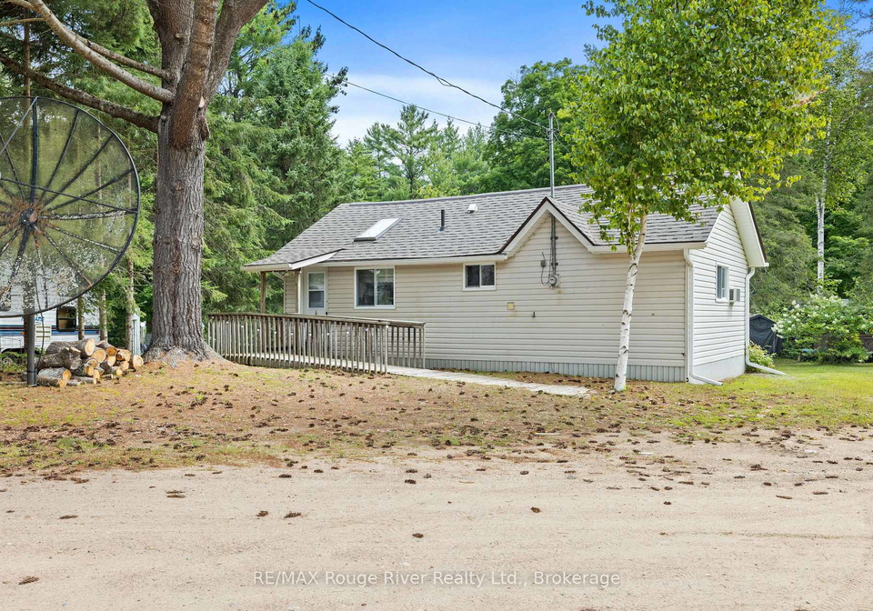 39-hobo-lane-hastings-highlands-ontario-x13440086