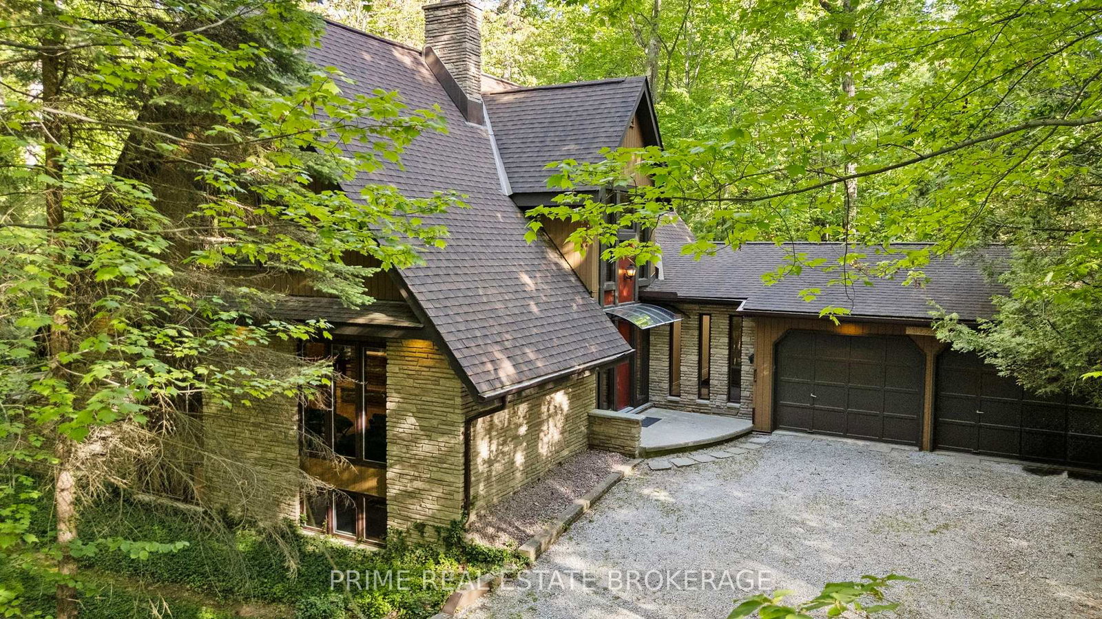 10392-grand-oaks-drive-lambton-shores-ontario-x13440114