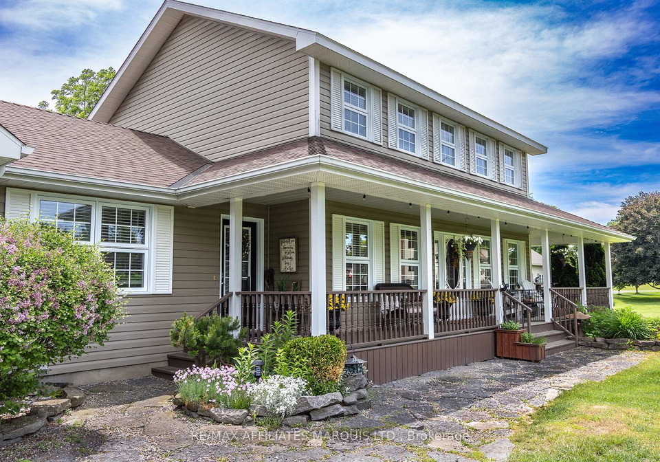 12118-lakeshore-drive-south-dundas-ontario-x13440172