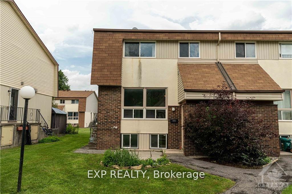 20-forester-crescent-ottawa-ontario-x13440334
