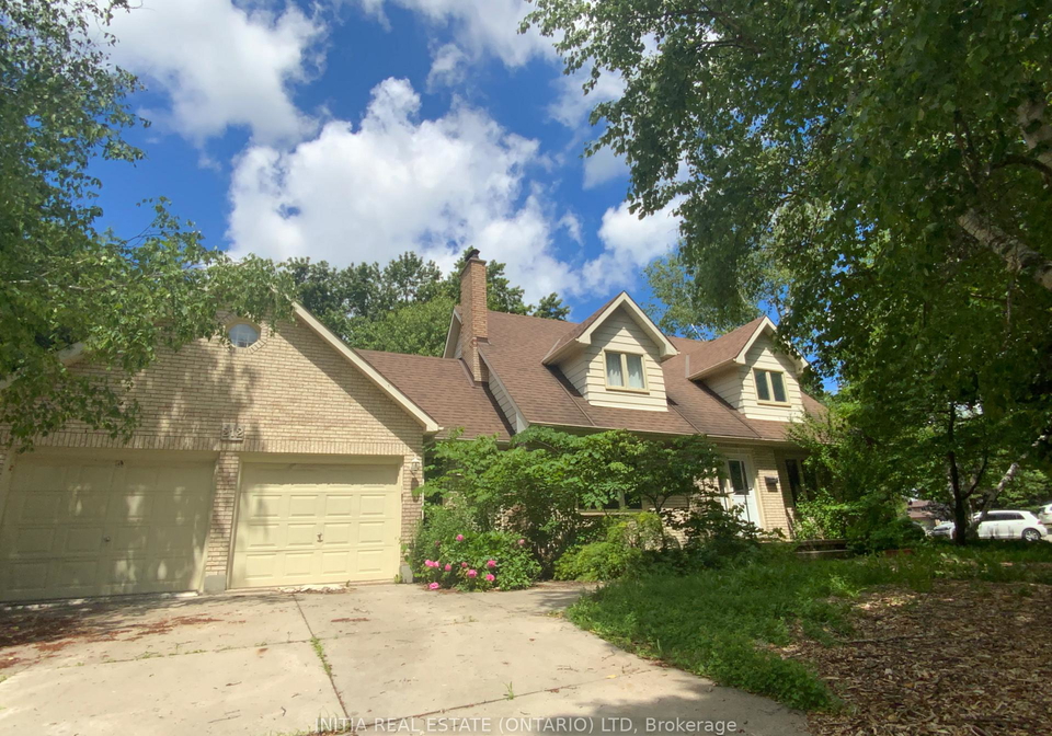 212-chesham-place-london-north-ontario-x13440346