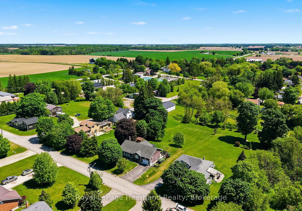 2015-alma-street-howick-ontario-x13440420
