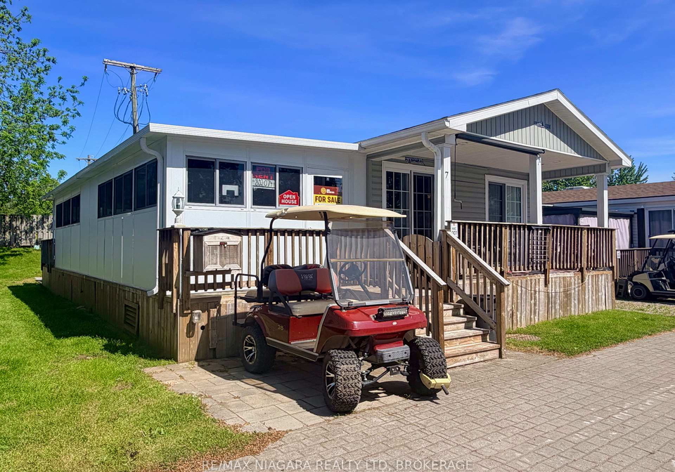 7-hickory-lane-port-colborne-ontario-x13440546