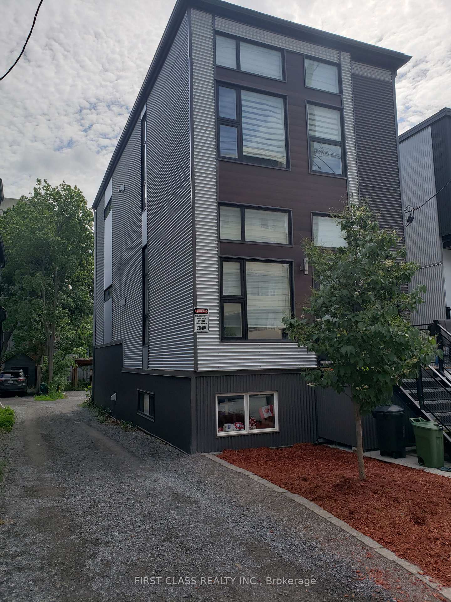 341-cambridge-street-n-ottawa-ontario-x13440700