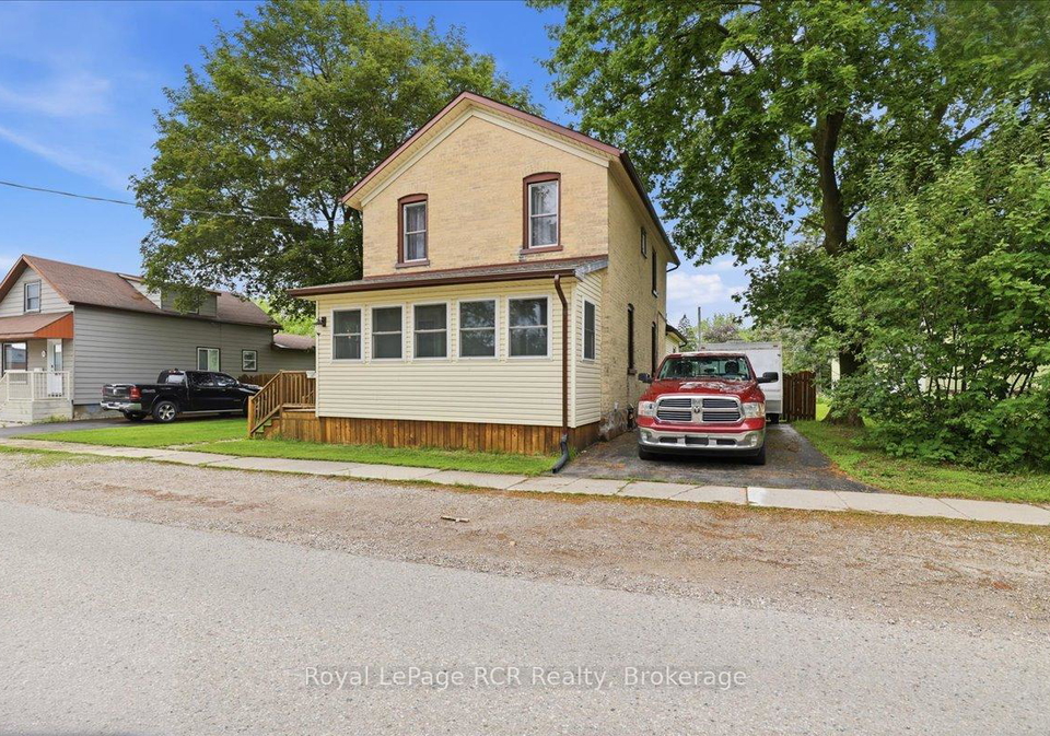 161-livingstone-avenue-n-north-perth-ontario-x13440816