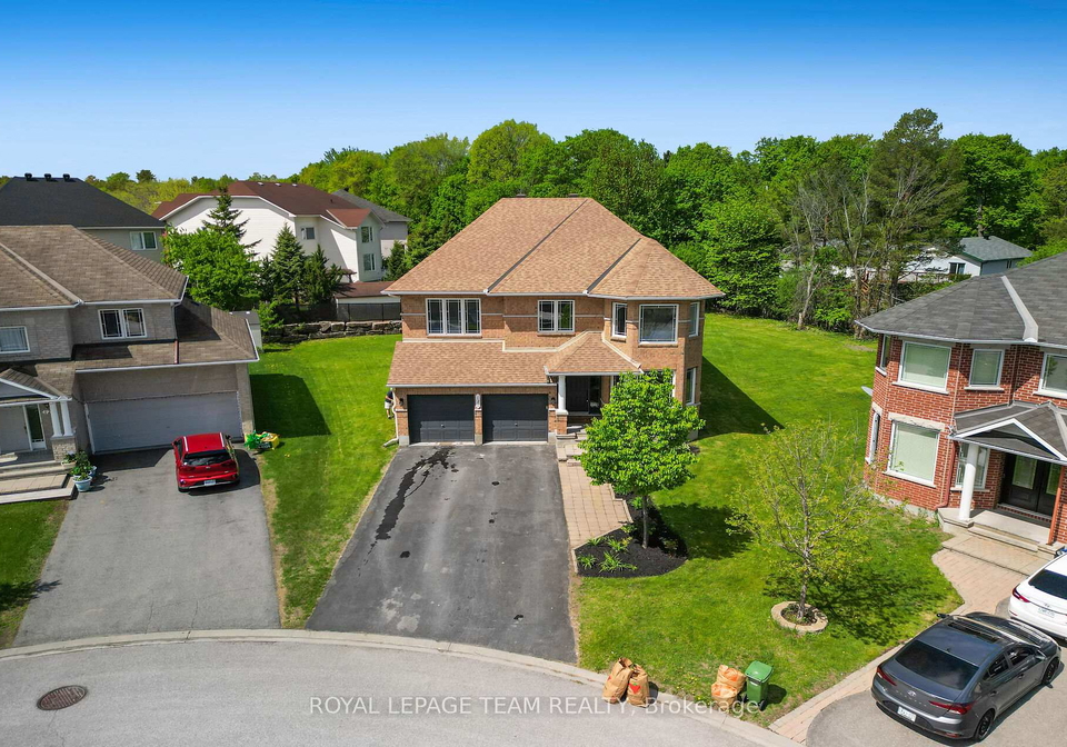 121-muskego-crescent-kanata-ontario-x13440840