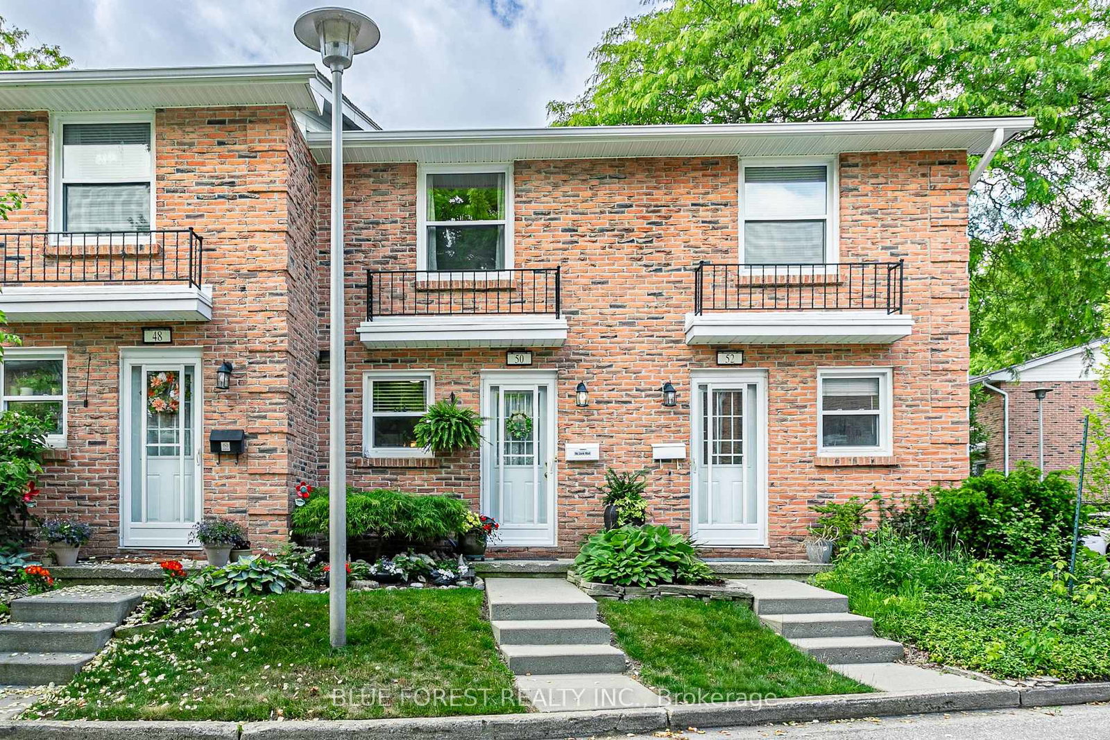 1385-commissioners-road-w-london-south-ontario-x13440858