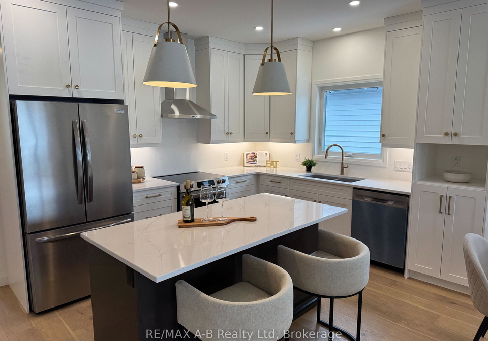 169-wimpole-street-west-perth-ontario-x13441138
