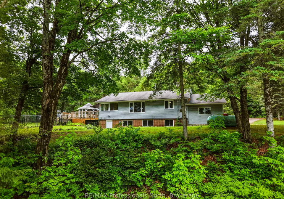 1020-colony-road-bracebridge-ontario-x13441236