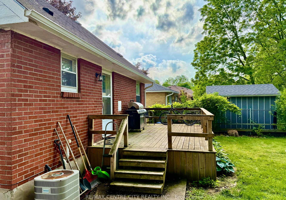 18-montgomery-road-st-thomas-ontario-x13441328
