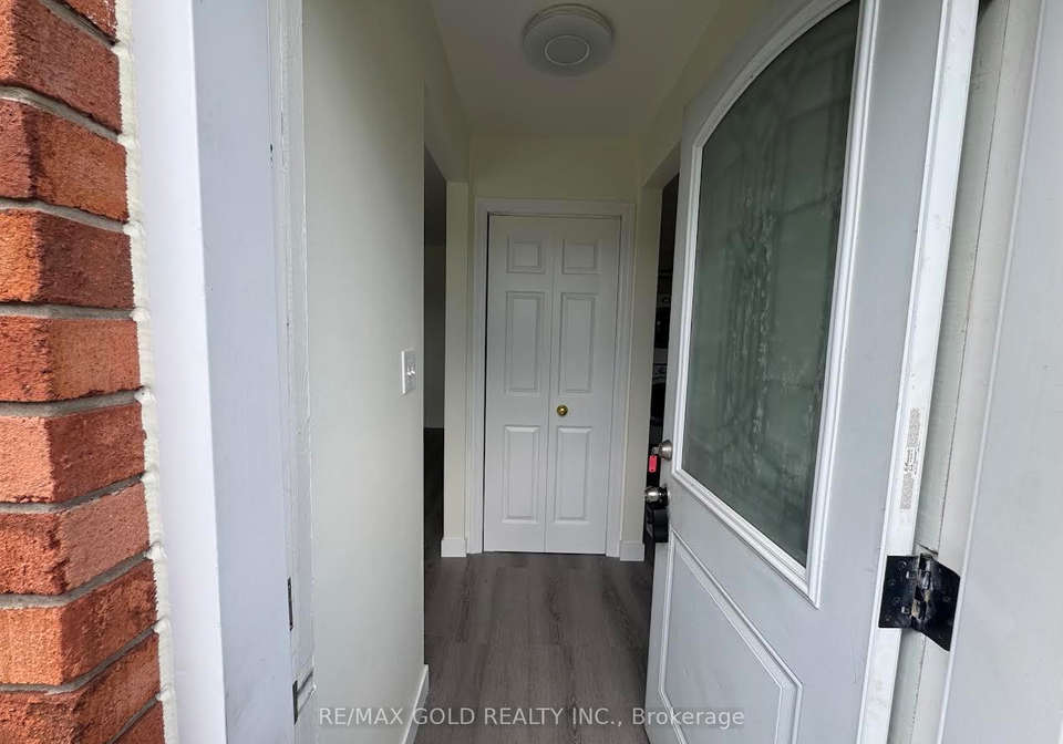 6131-valley-way-n-niagara-falls-ontario-x13441434
