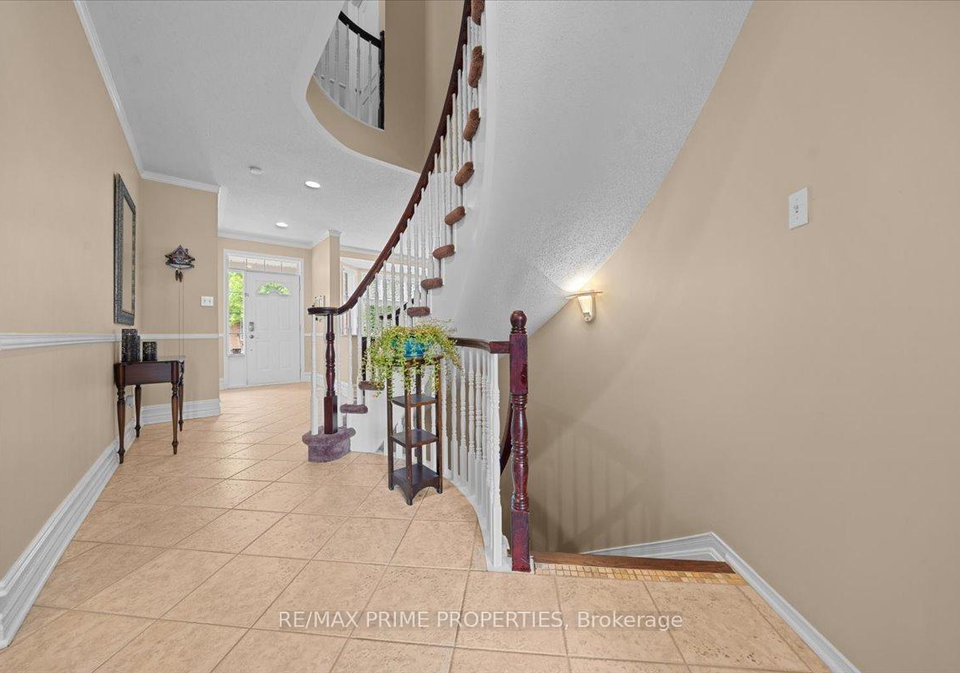 2114-sandy-oaks-drive-ottawa-ontario-x13441902