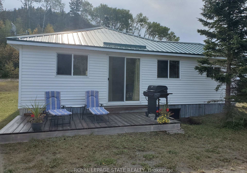 464-11-highway-greenstone-ontario-x13442034