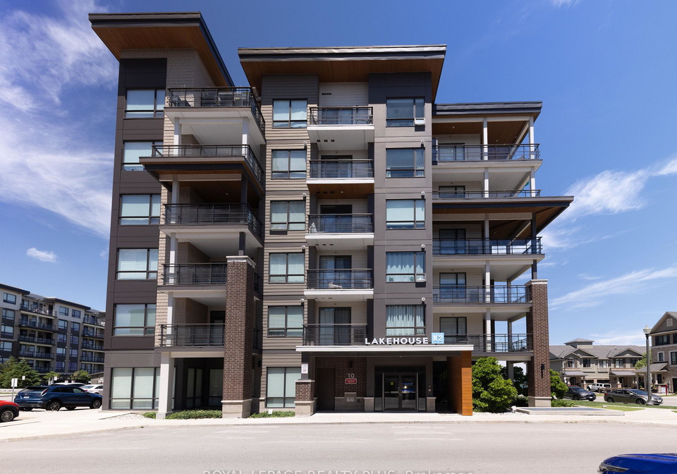 10-esplanade-lane-grimsby-ontario-x13442054