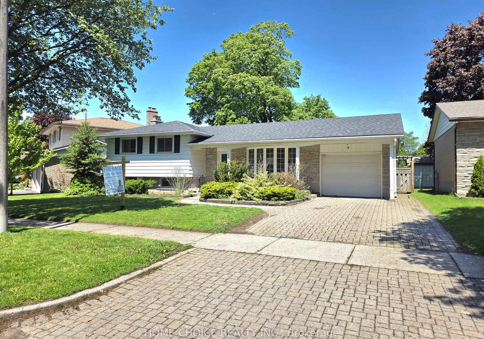130-champlain-crescent-kitchener-ontario-x13442336