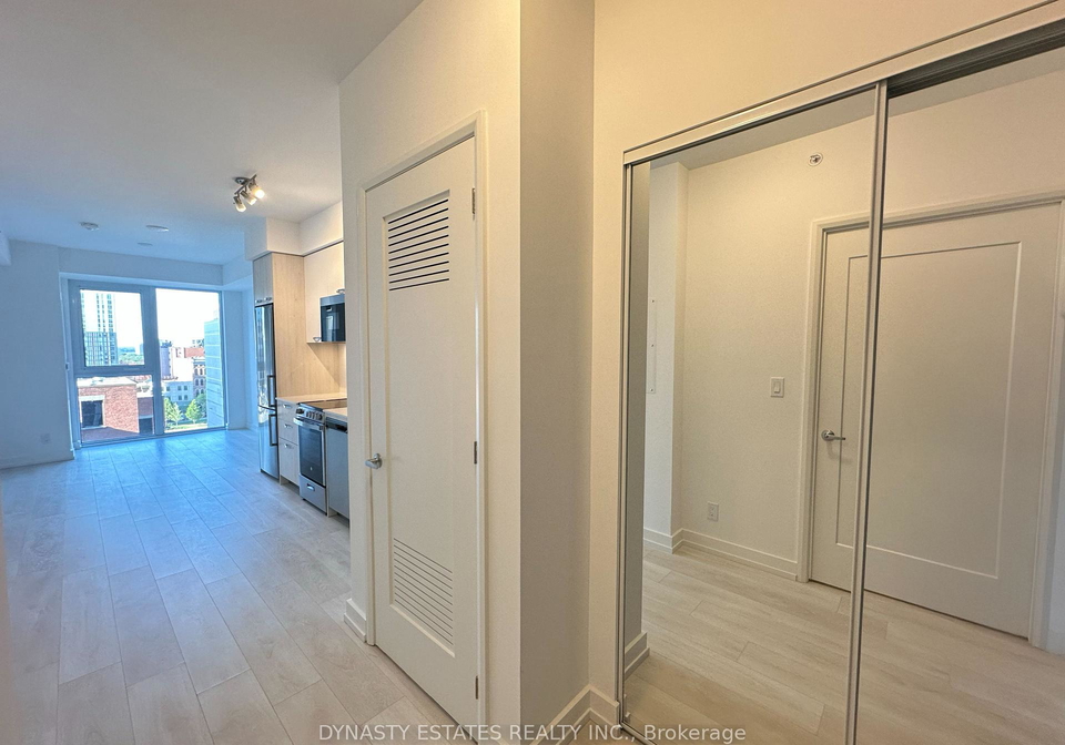 75-james-street-s-hamilton-ontario-x13442464