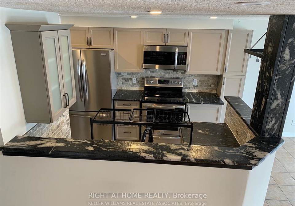 55-activa-avenue-kitchener-ontario-x13442750