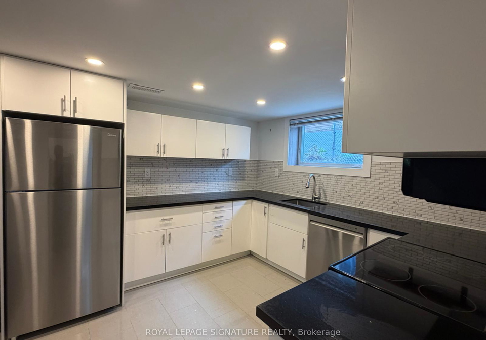 9-fieldway-drive-hamilton-ontario-x13442826
