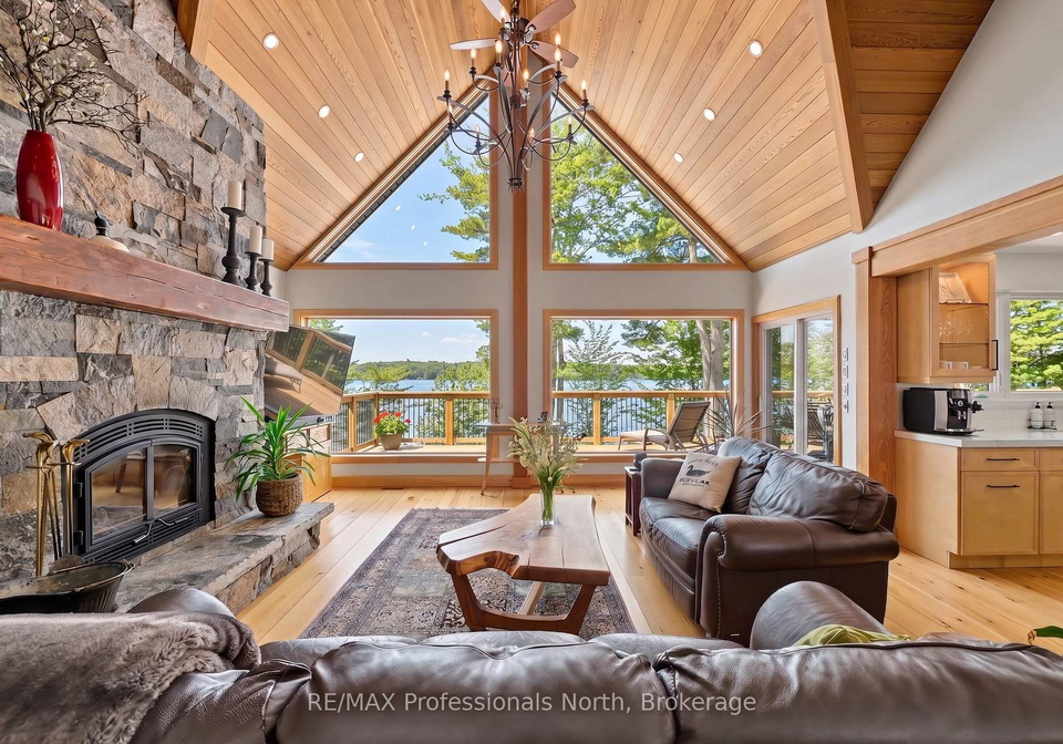 1015-bluestone-lane-minden-hills-ontario-x13443028
