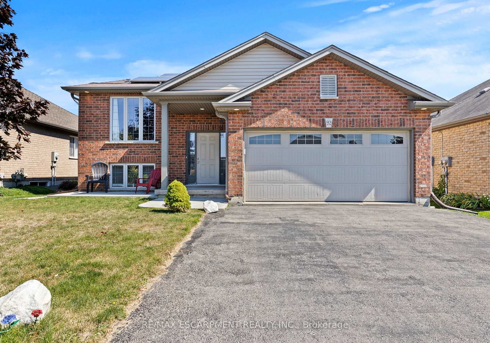 92-white-water-drive-norfolk-ontario-x13443116