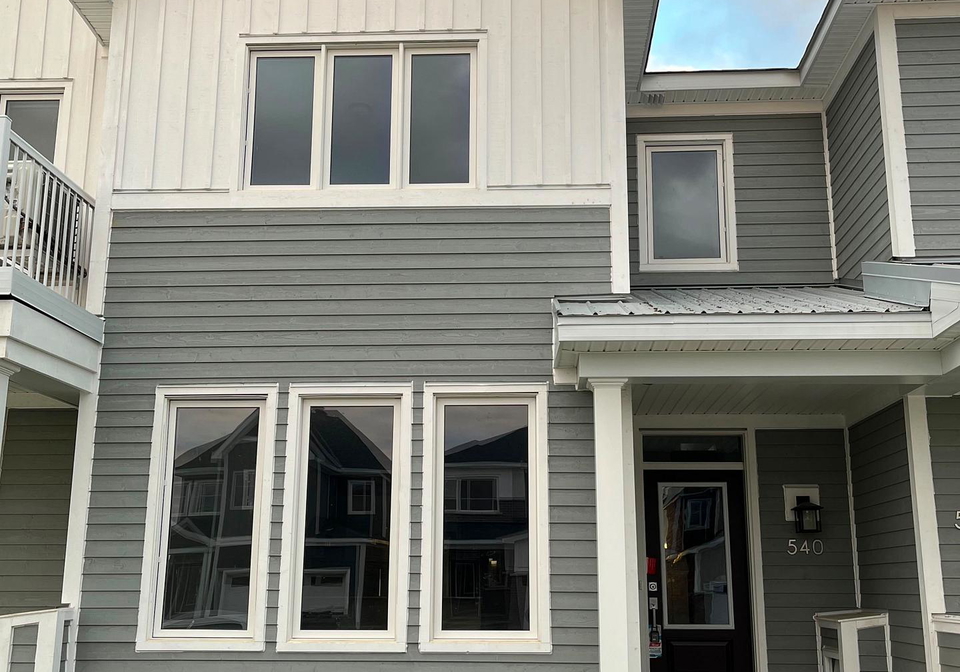 540-oldenburg-avenue-ottawa-ontario-x13443140