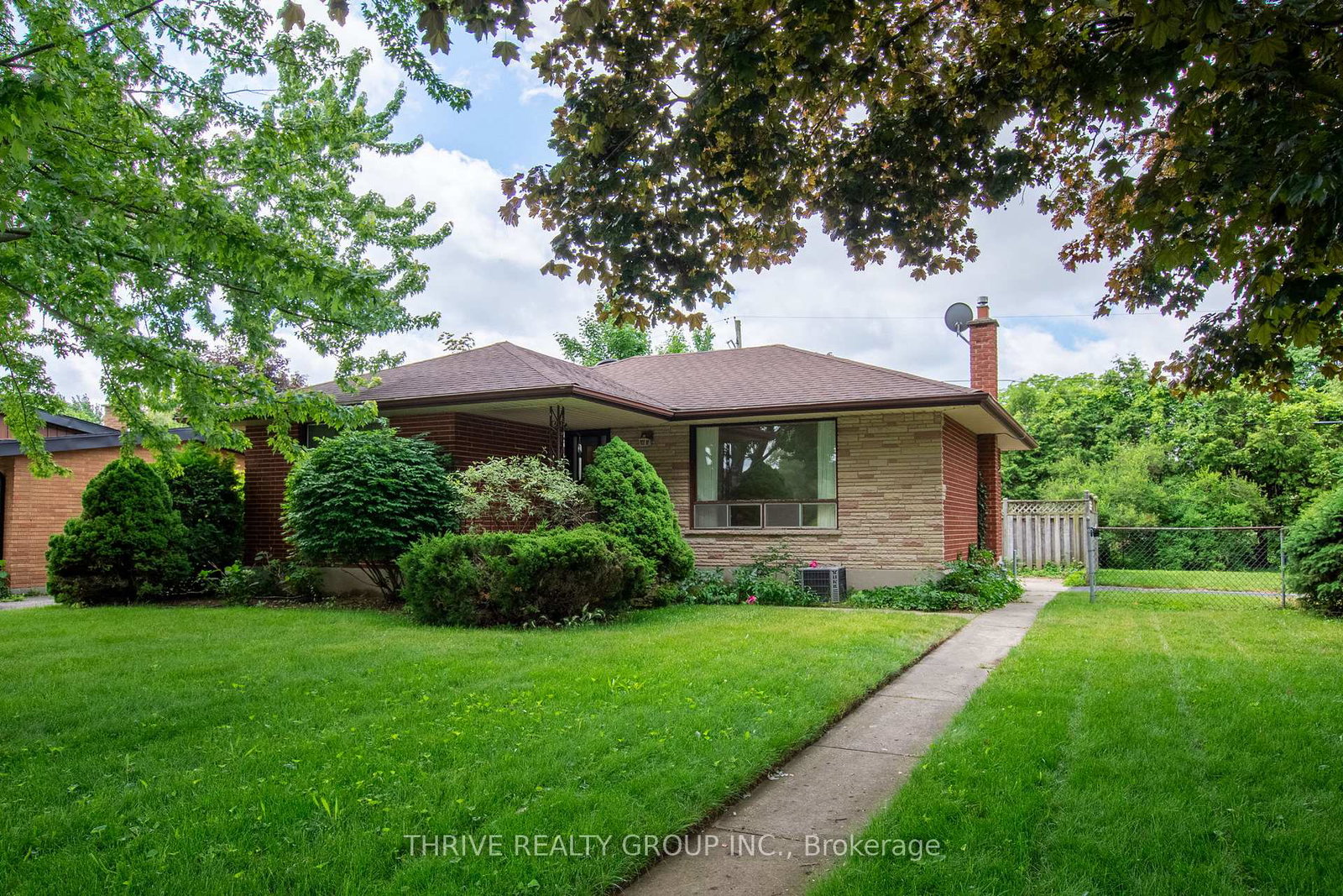 65-tewksbury-crescent-london-east-ontario-x13443198