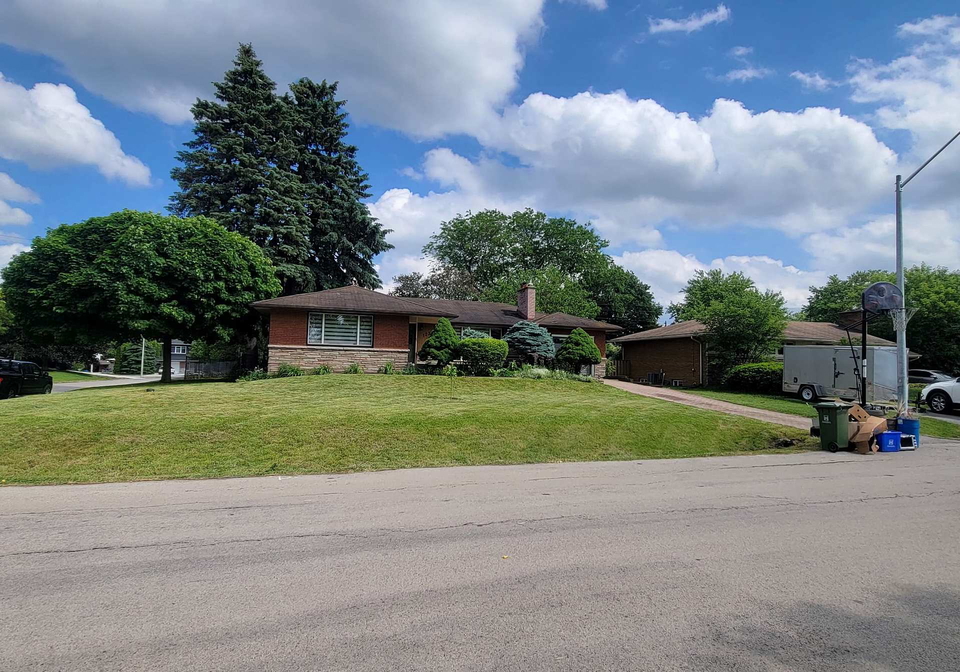 123-seneca-drive-hamilton-ontario-x13443244