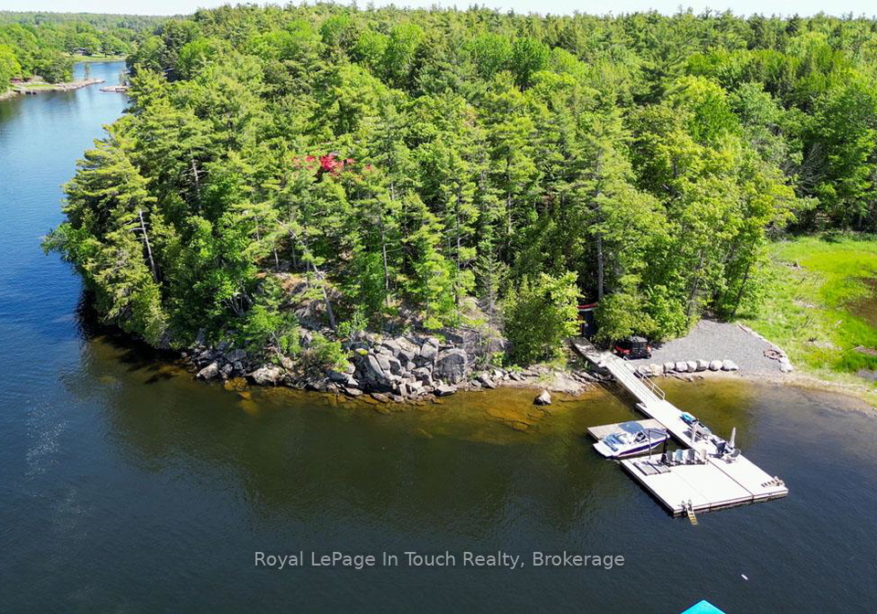 700-island-980deer-island-georgian-bay-ontario-x13443308