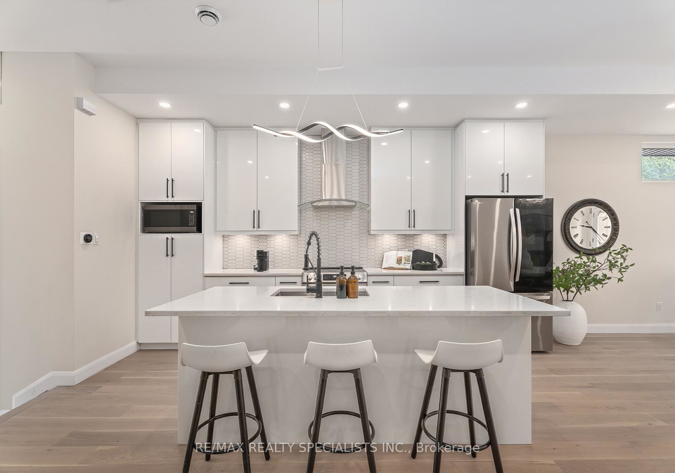 207-montfort-street-ottawa-ontario-x13443520