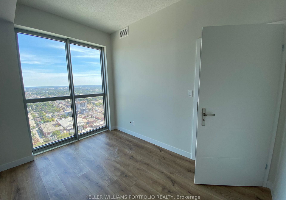 60-frederick-street-kitchener-ontario-x13443566
