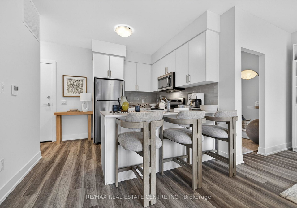 1100-lackner-place-kitchener-ontario-x13443620