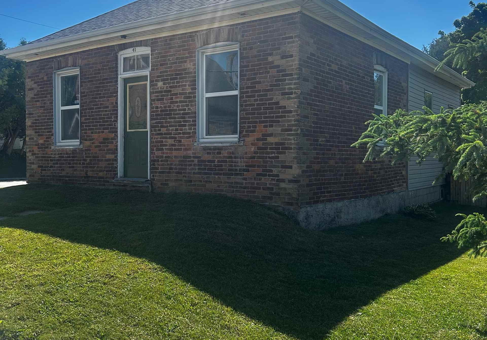 41-collingwood-street-grey-highlands-ontario-x13443634
