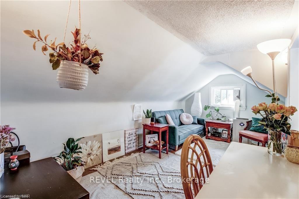 5-linwood-street-st-catharines-ontario-x13443638