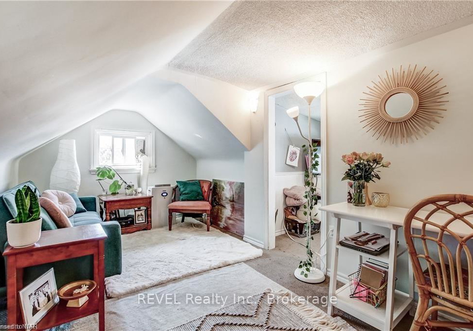 5-linwood-street-st-catharines-ontario-x13443638