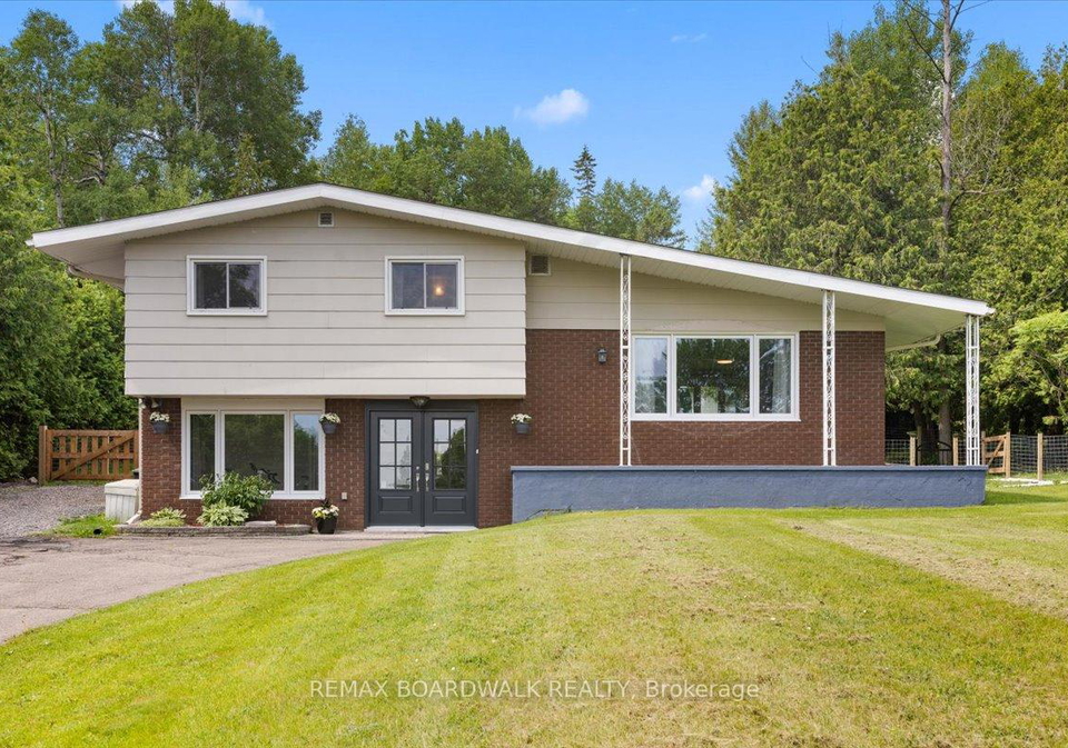 1079-river-road-s-mcnabbraeside-ontario-x13443672