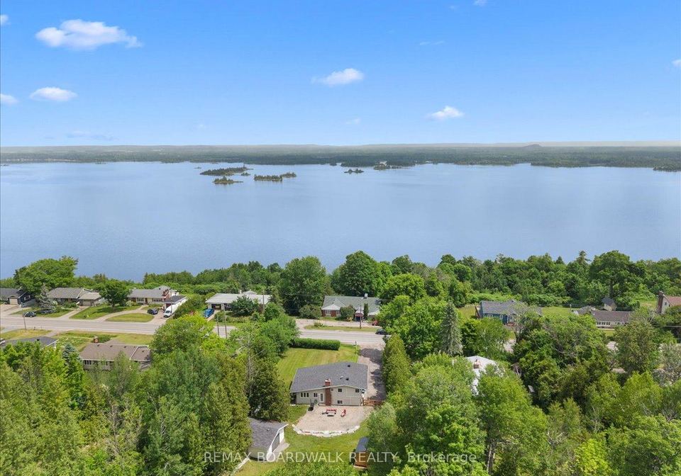 1079-river-road-s-mcnabbraeside-ontario-x13443672
