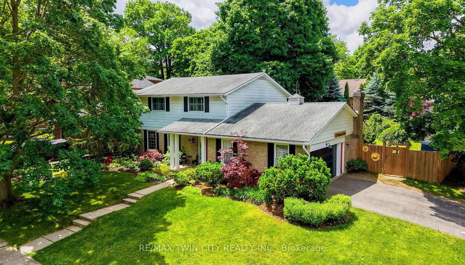 31-blackfriars-place-cambridge-ontario-x13443732