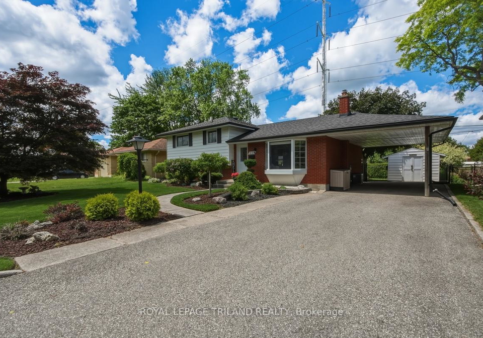 1239-addison-drive-london-east-ontario-x13443868