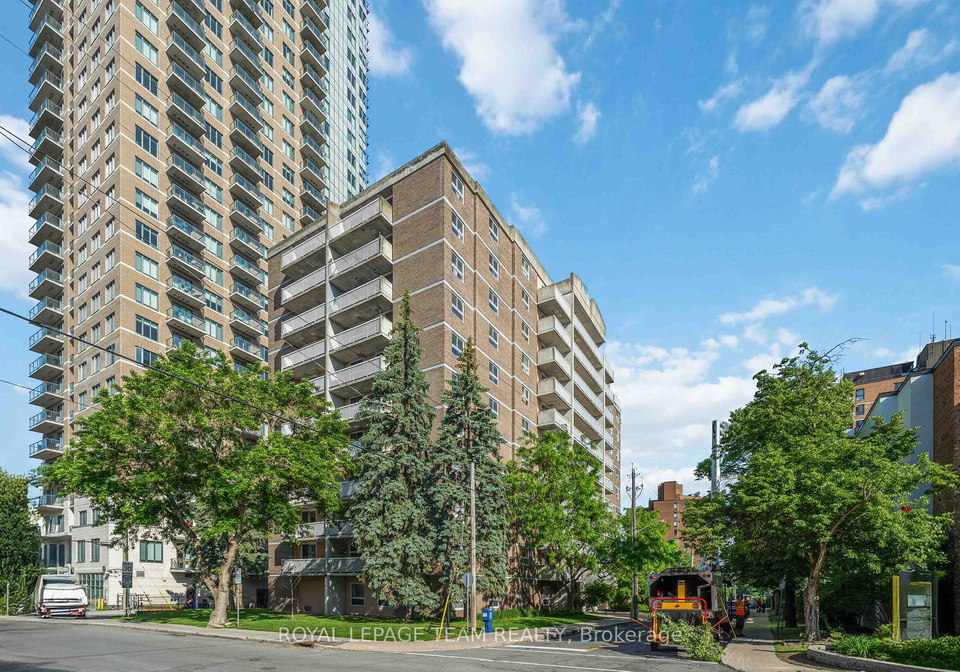 110-forward-avenue-ottawa-ontario-x13443906