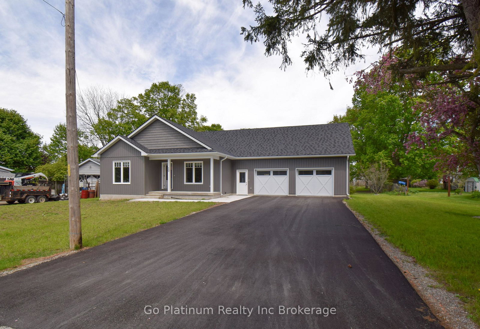 10-mill-street-w-norwich-ontario-x13443924